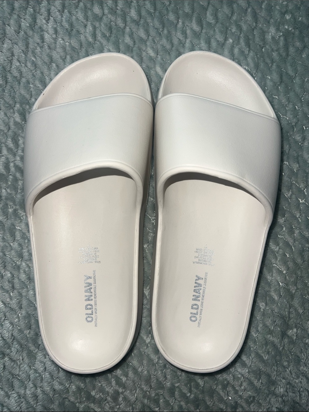 Old Navy White Women's Slide Sandals